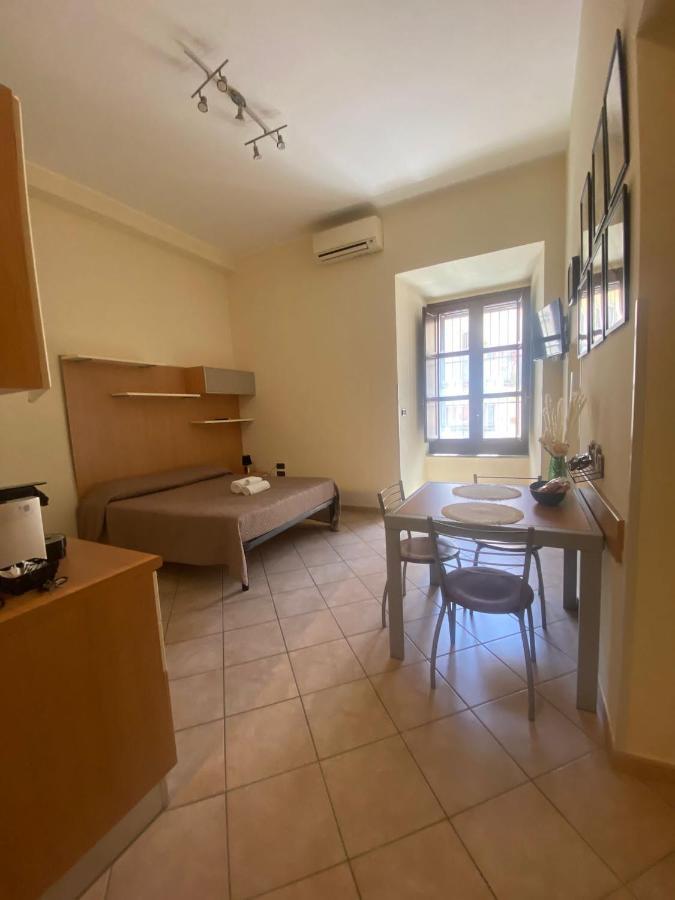 Guest House Via Poerio Catanzaro Kültér fotó